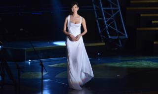 2018年金马奖女主持人 黄渤主持49届金马奖