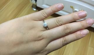 一克拉钻石等于多少人民币 1克拉的钻戒多少钱